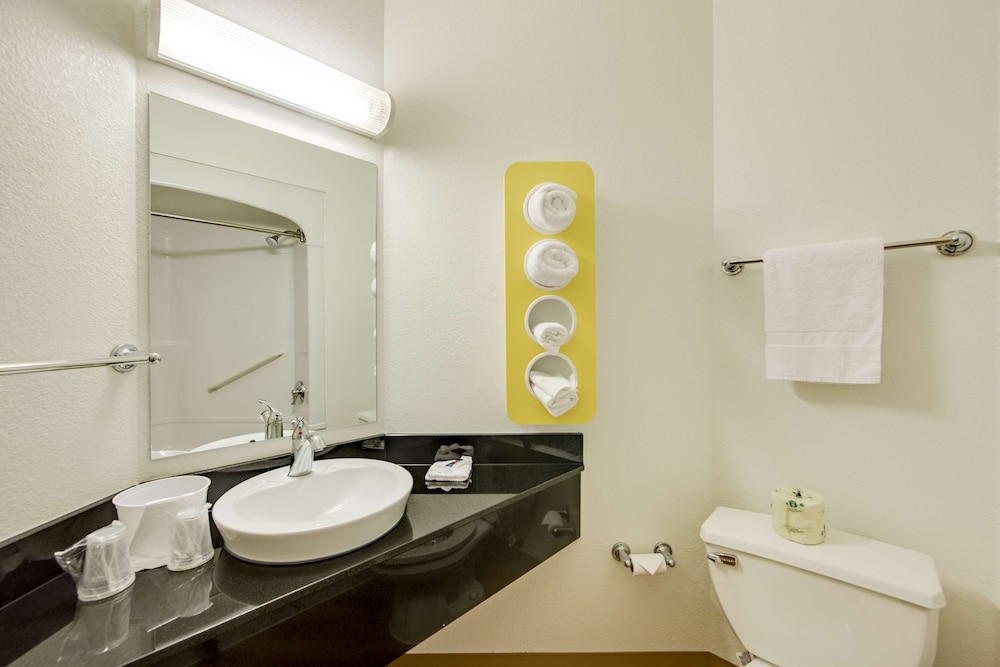 Motel6 Brampton, ON - Toronto 28/33