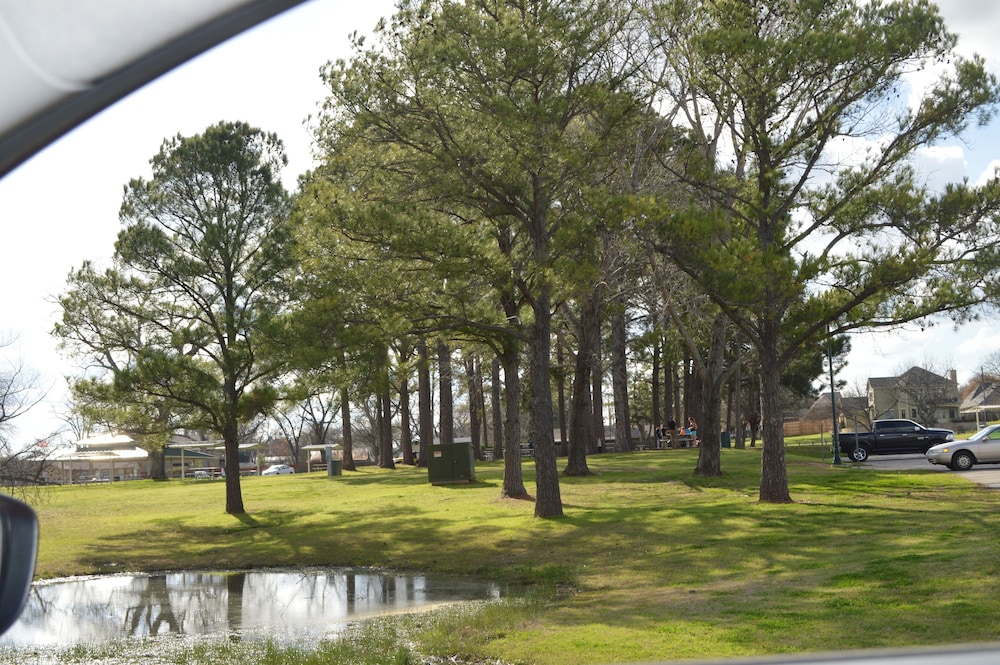 Plantation Inn 47/50
