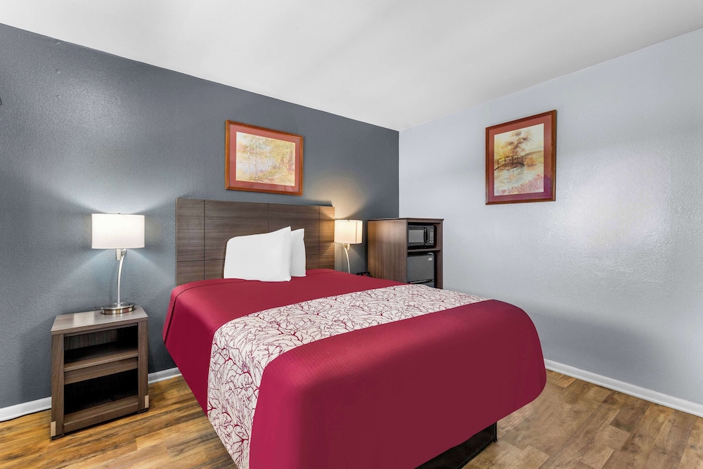 غرفة بسرير كوين، Americas Best Value Inn Belleville 3/5