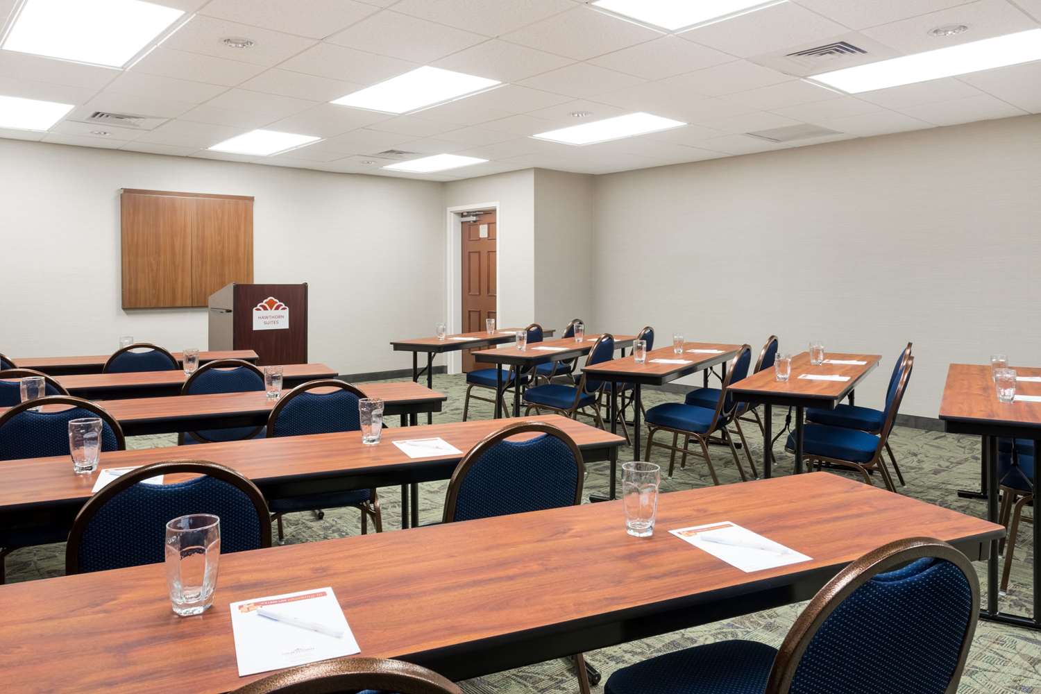 Hawthorn Extended Stay by Wyndham Naples 45/54