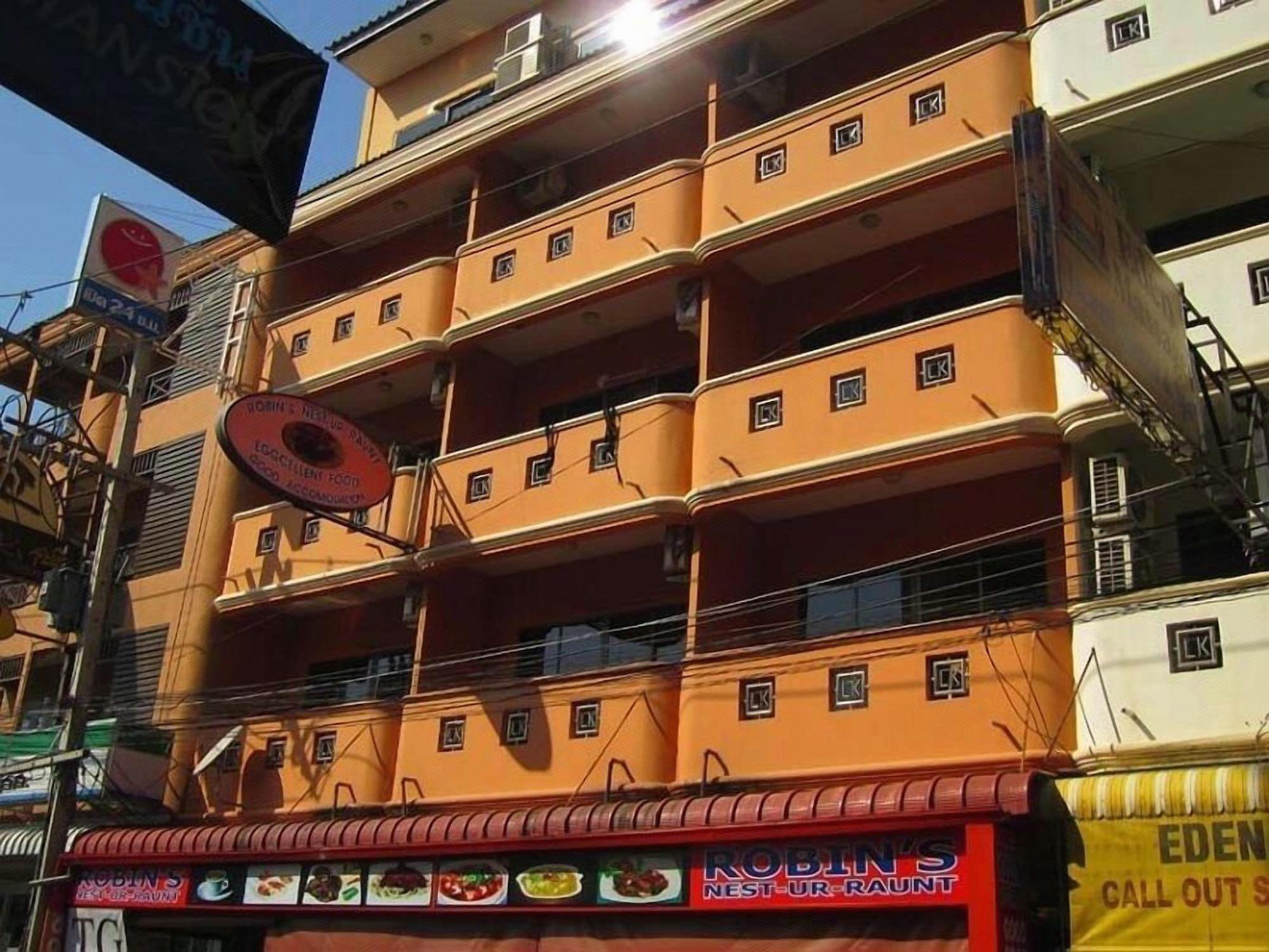 Robins Nest Guesthouse 2/32