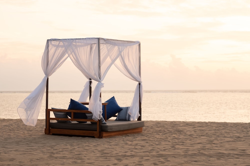 Bali Tropic Resort And Spa 69/72