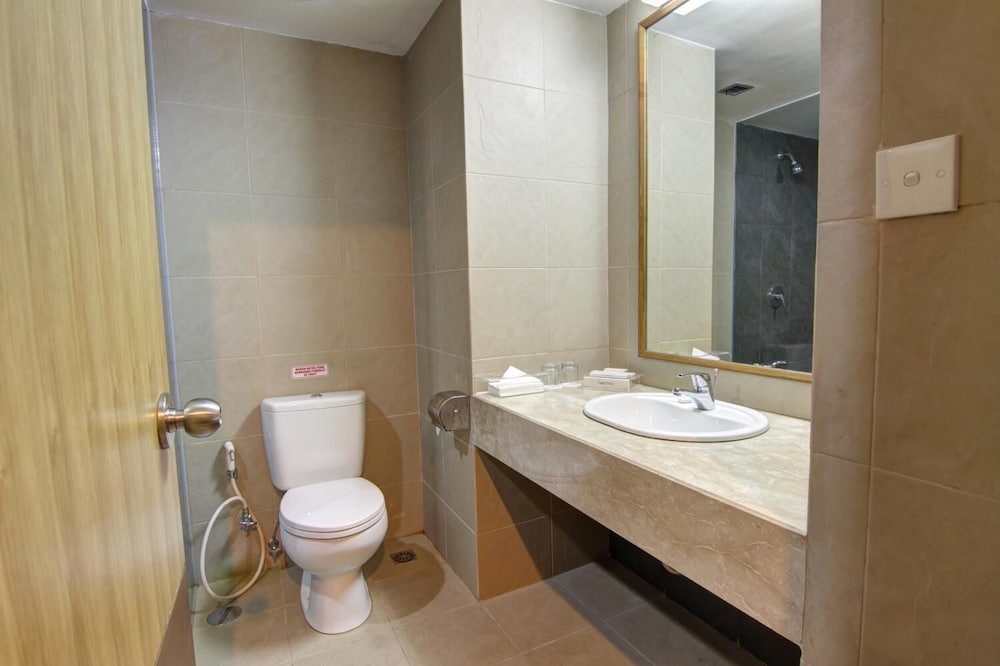 Hotel Luwansa 17/50