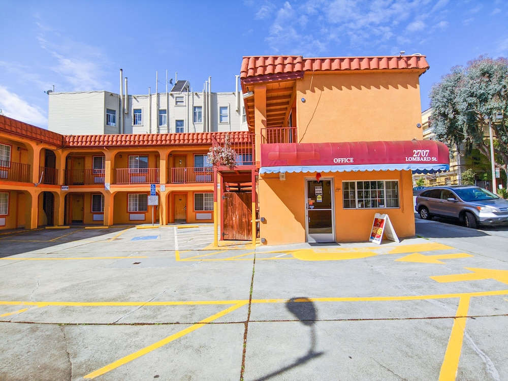 Inn At Golden Gate 4/51
