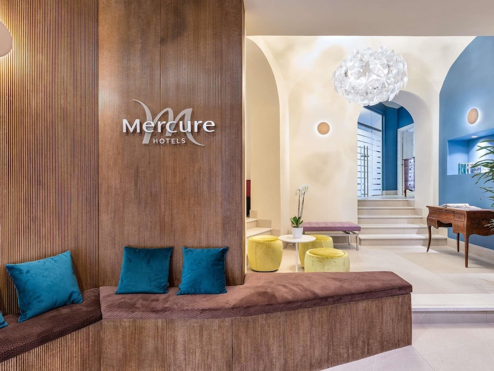Mercure Napoli Centro Angioino 28/47
