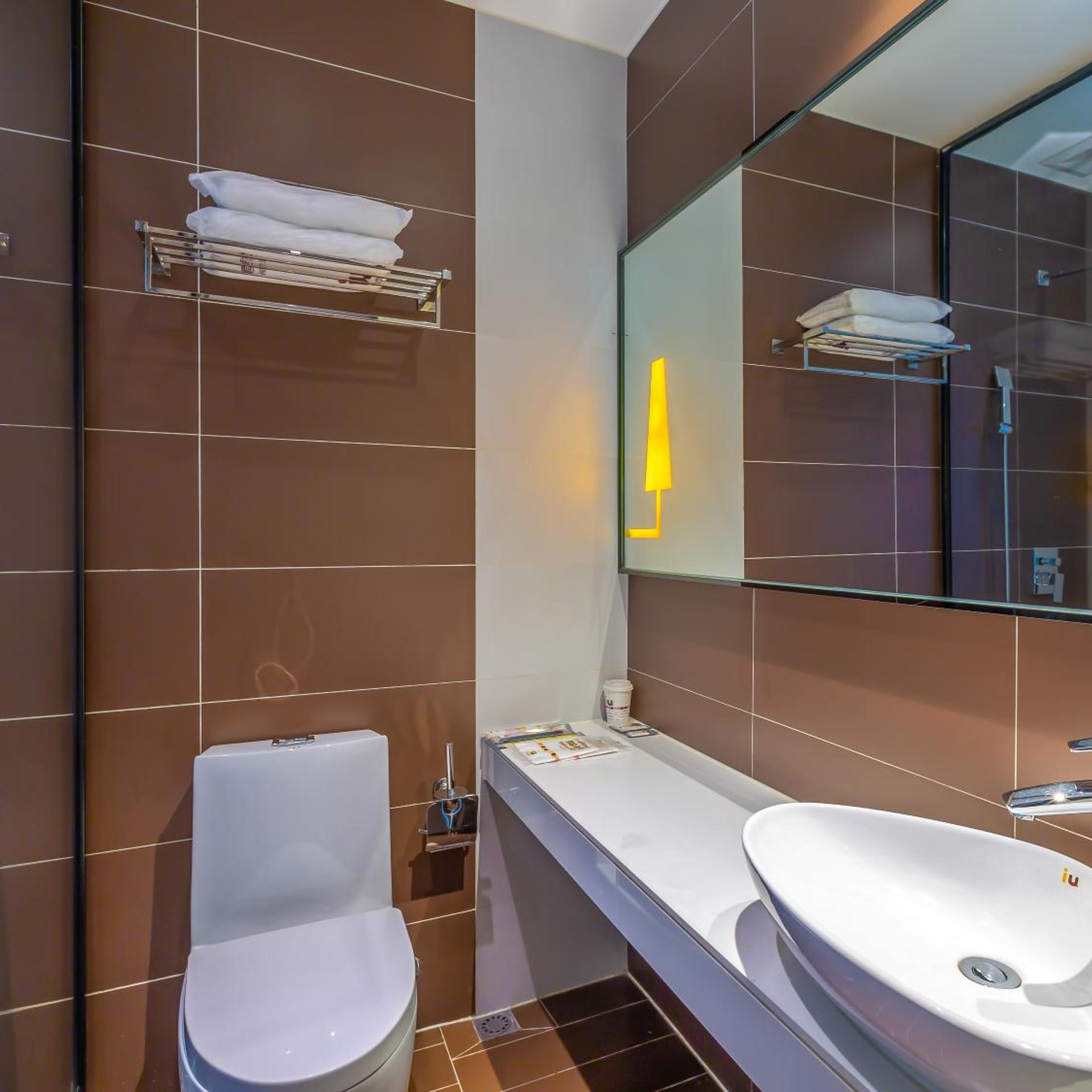 IU Hotel Beijing Huilongguan Life Science Park 22/24