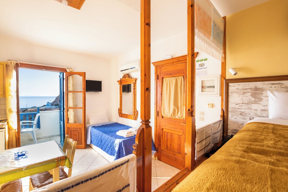 Arhontiko Hotel 18/50