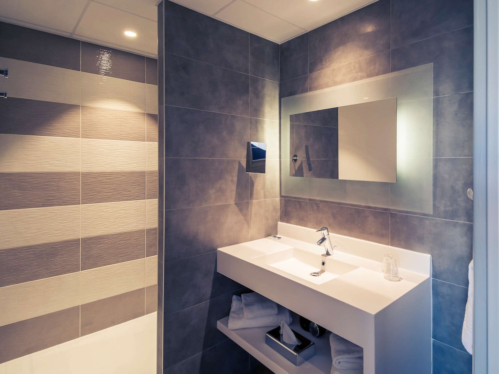 Hotel Mercure Cherbourg Centre Port 25/71