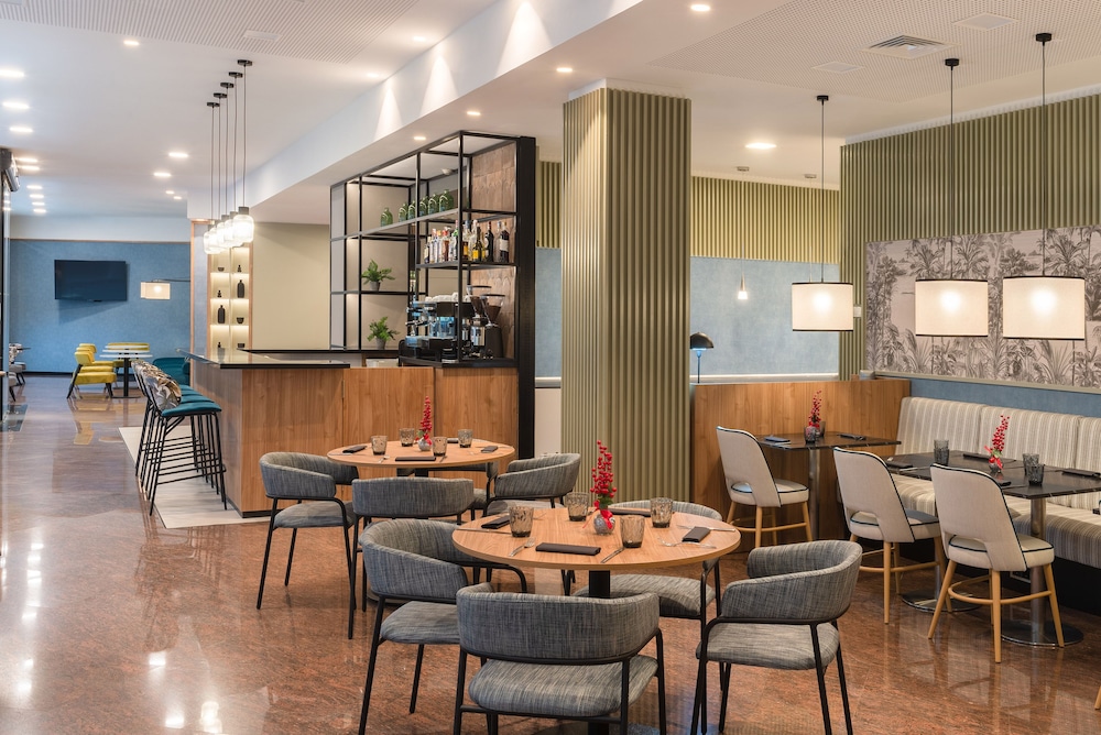 Hotel Elche Centro Affiliated By Melia 41/54