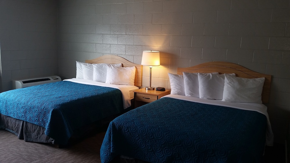 Motel West 28/58
