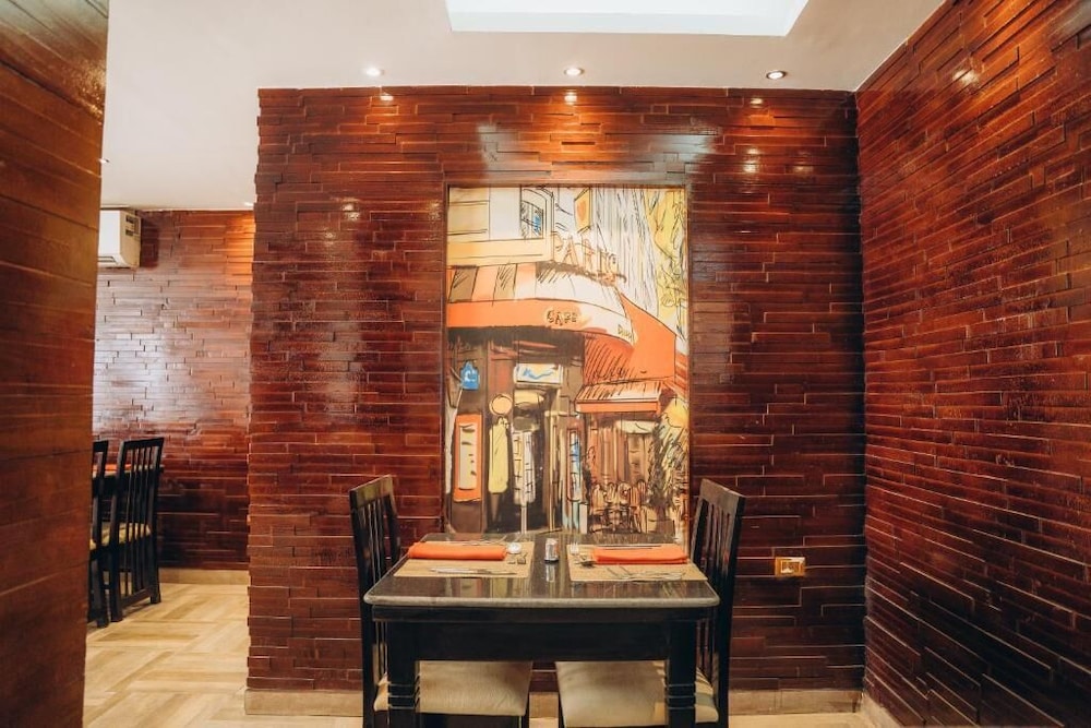 Elaria Hotel 38/68
