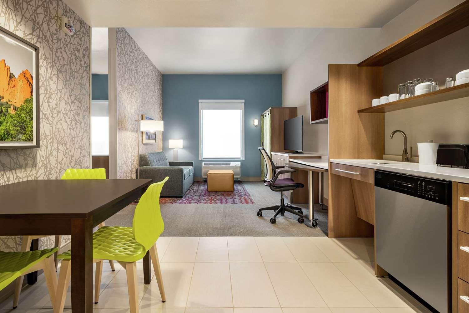 Home2 Suites by Hilton Colorado Springs I-25 Central 9/12