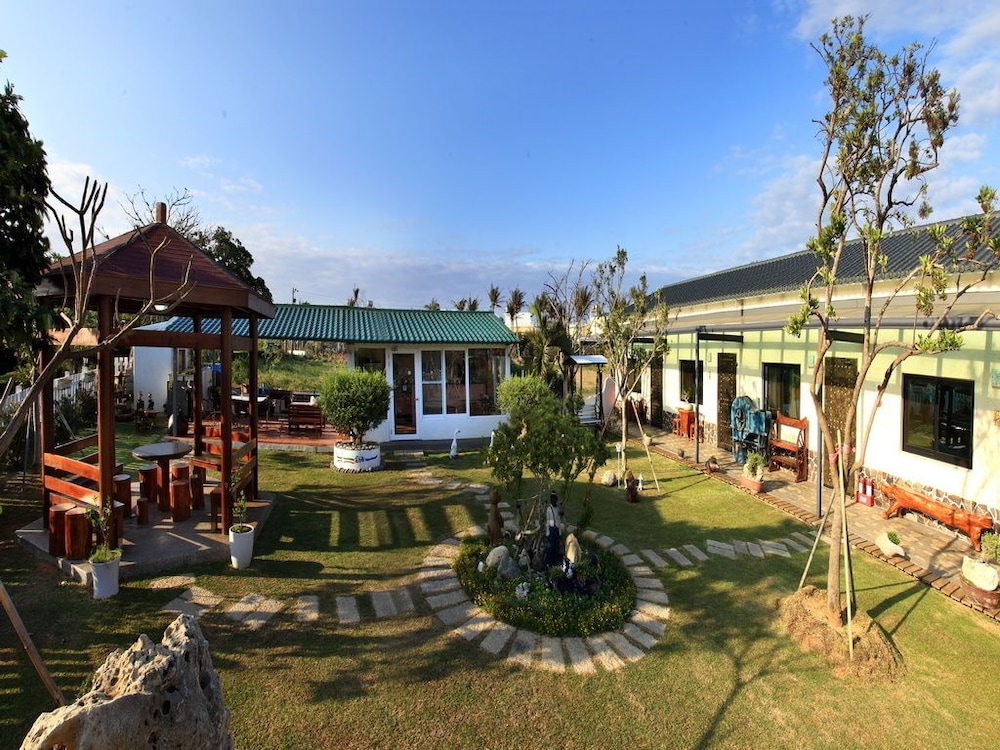 Lan Hai Inn 38/48