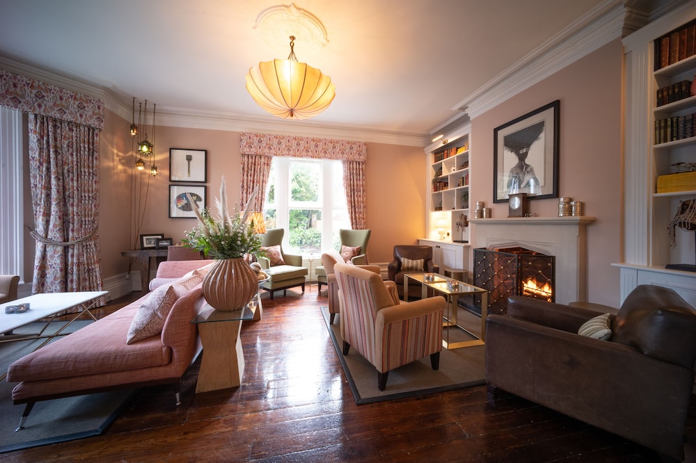 Eleven Didsbury Park 15/40