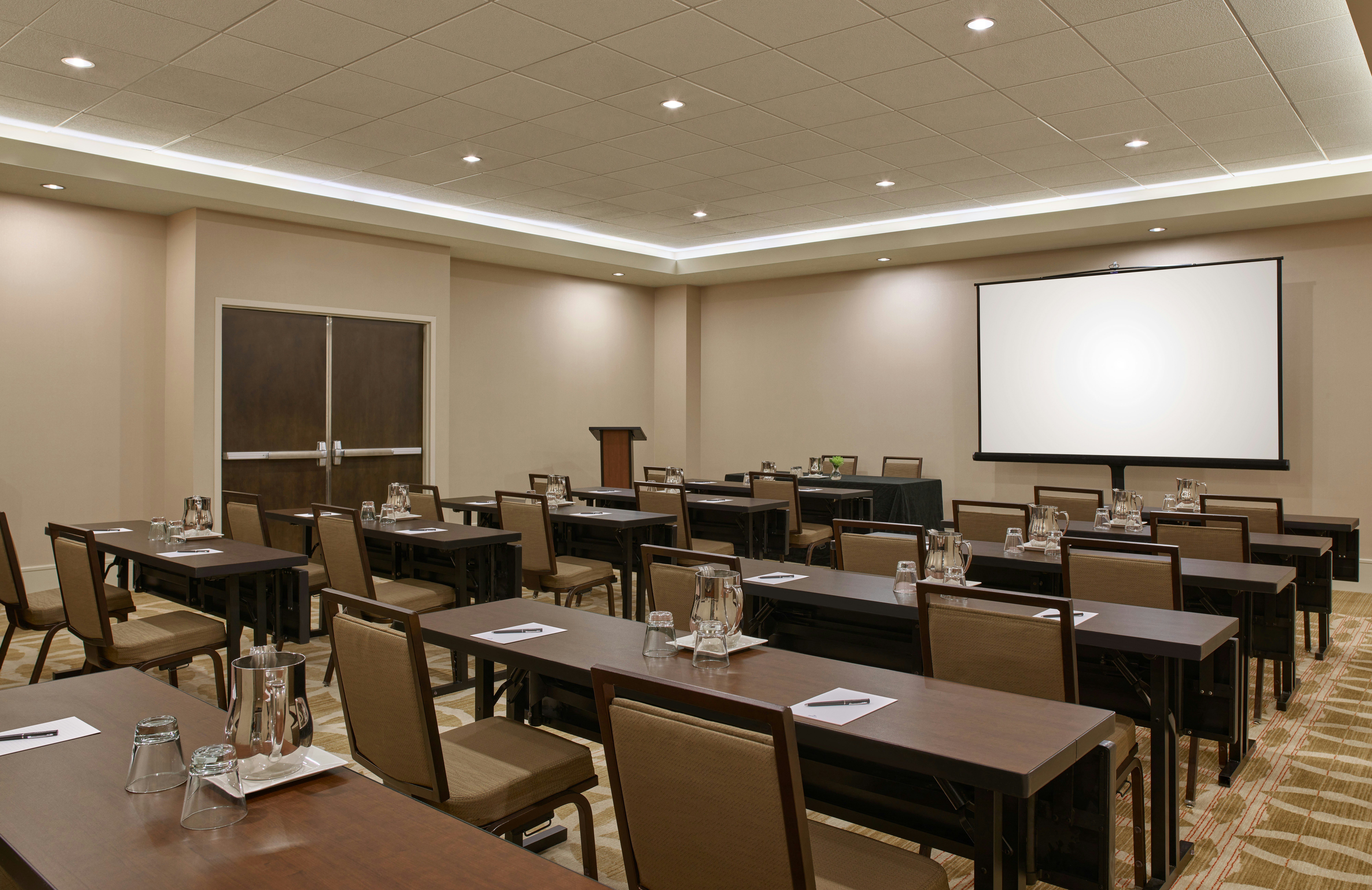 Hilton Denver City Center 74/89