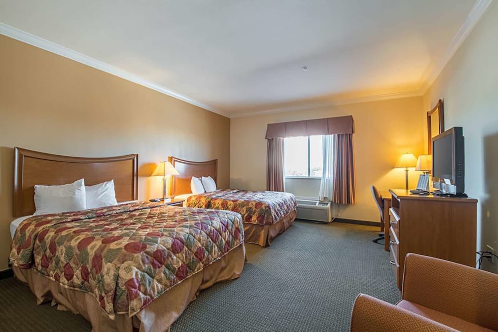 Days Inn by Wyndham Copperas Cove 14/53