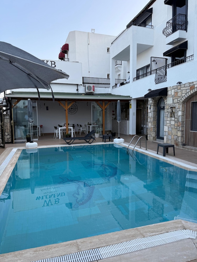 Weekend Bodrum Hotel 30/50