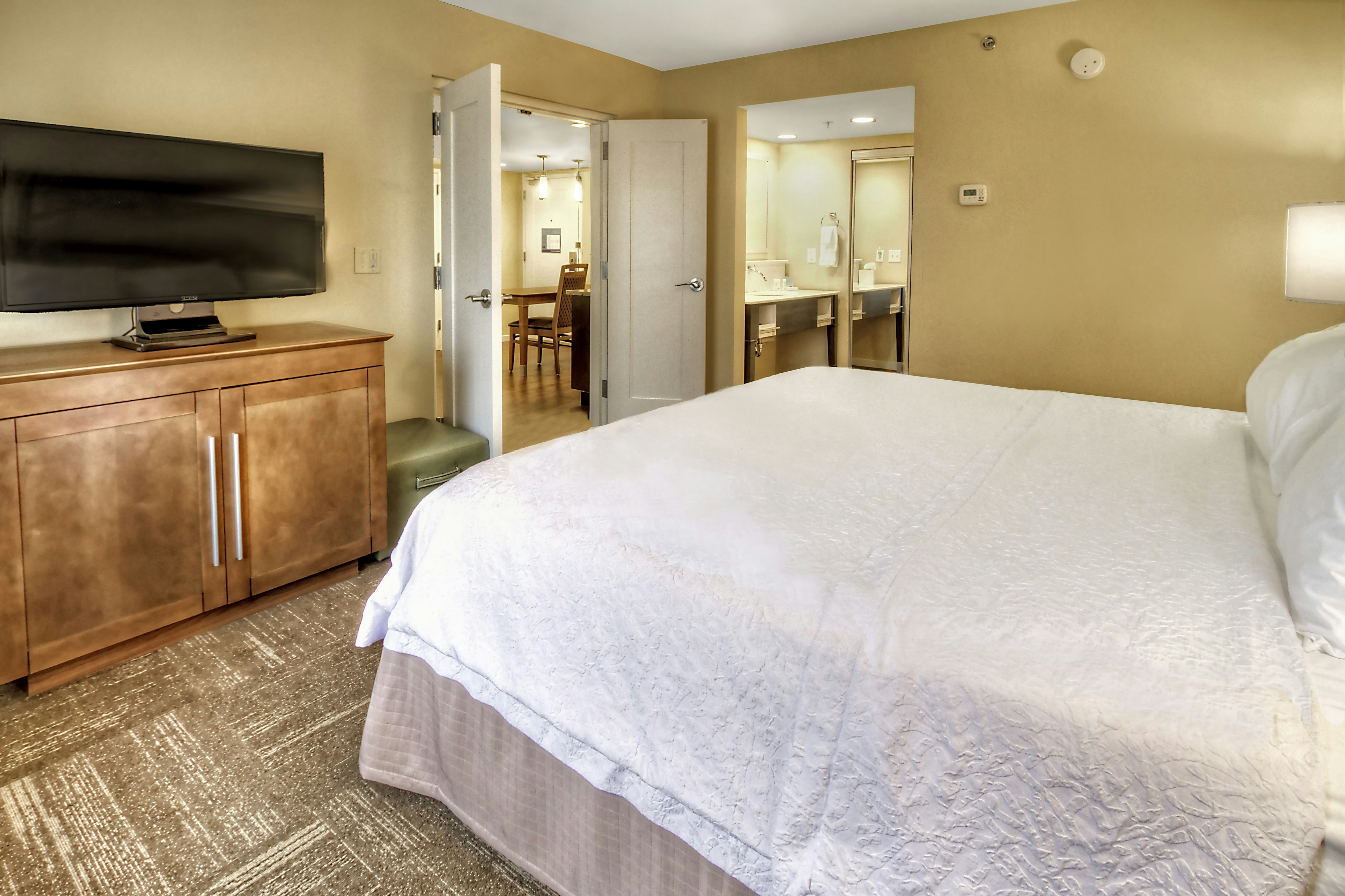جناح بسرير كينج لذوي الإعاقة، Hampton Inn Suites Asheville I 26 4/7