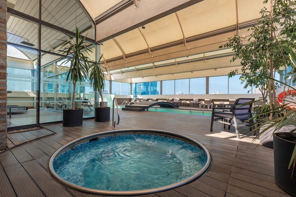 swimming pool spa