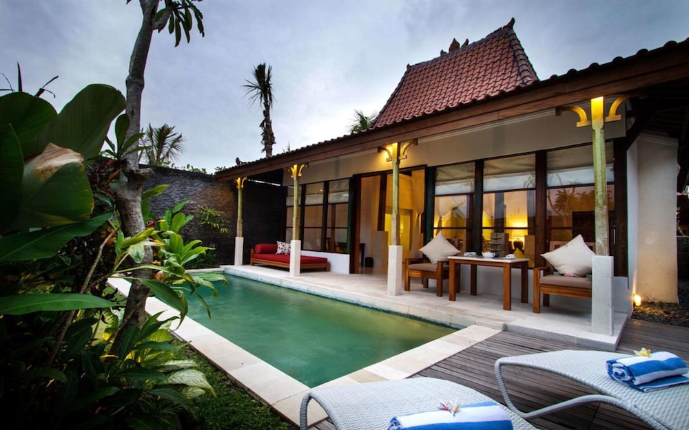 Alam Bidadari Seminyak Villas And Spa 47/50