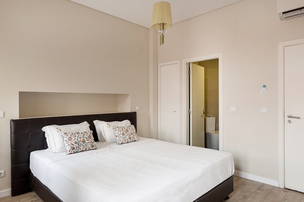 Sui7es Guest House Cascais 14/49