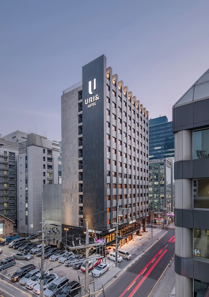 HOTEL URI& photo1
