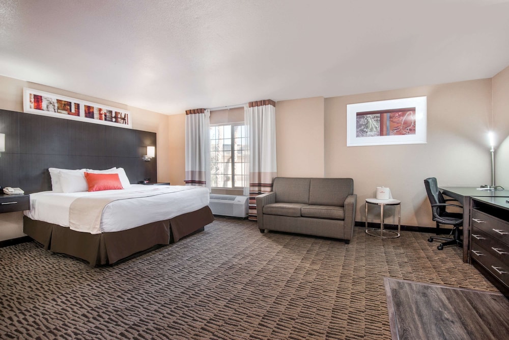 Hawthorn Suites by Wyndham Las Vegas/Henderson 6/28