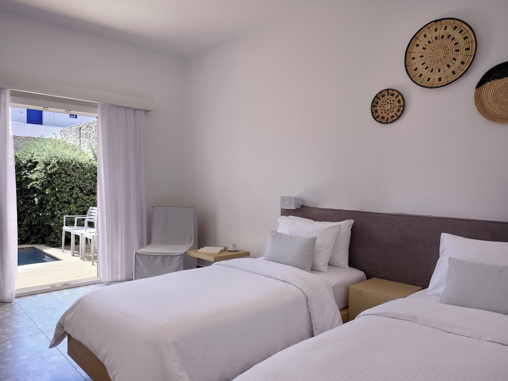 Kosmoplaz Beach Hotel 20/77