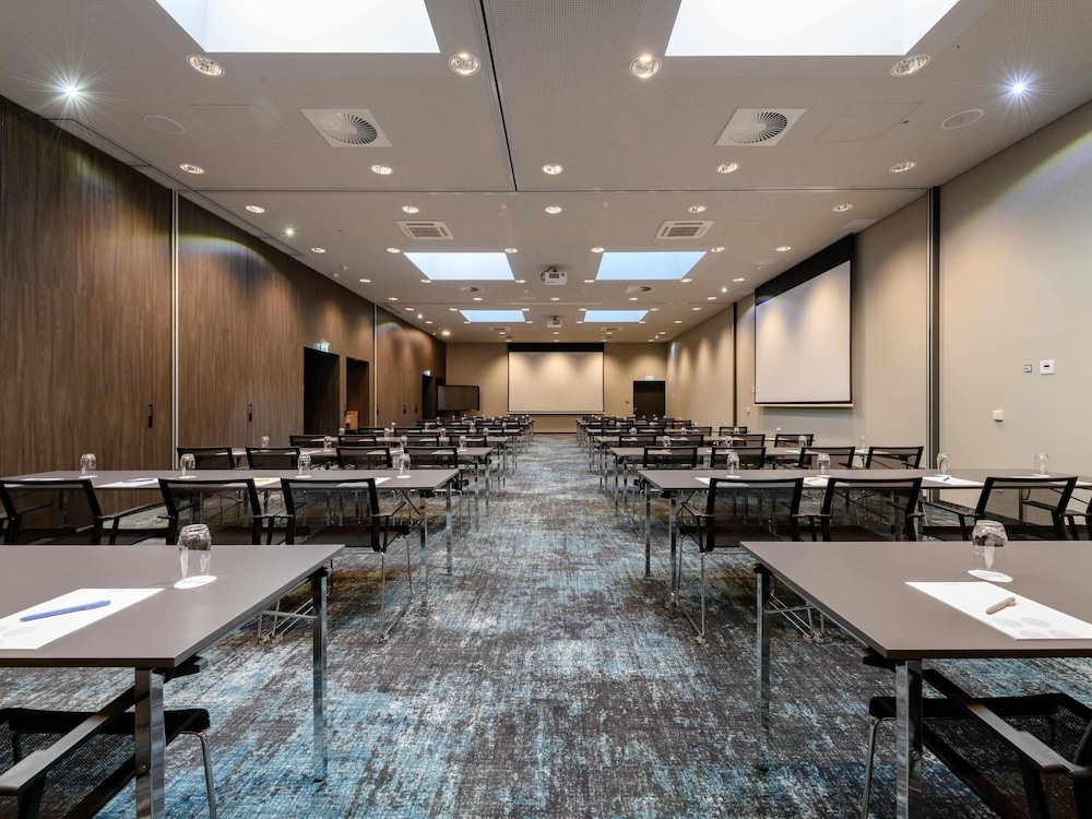 Novotel Regensburg Zentrum 62/69