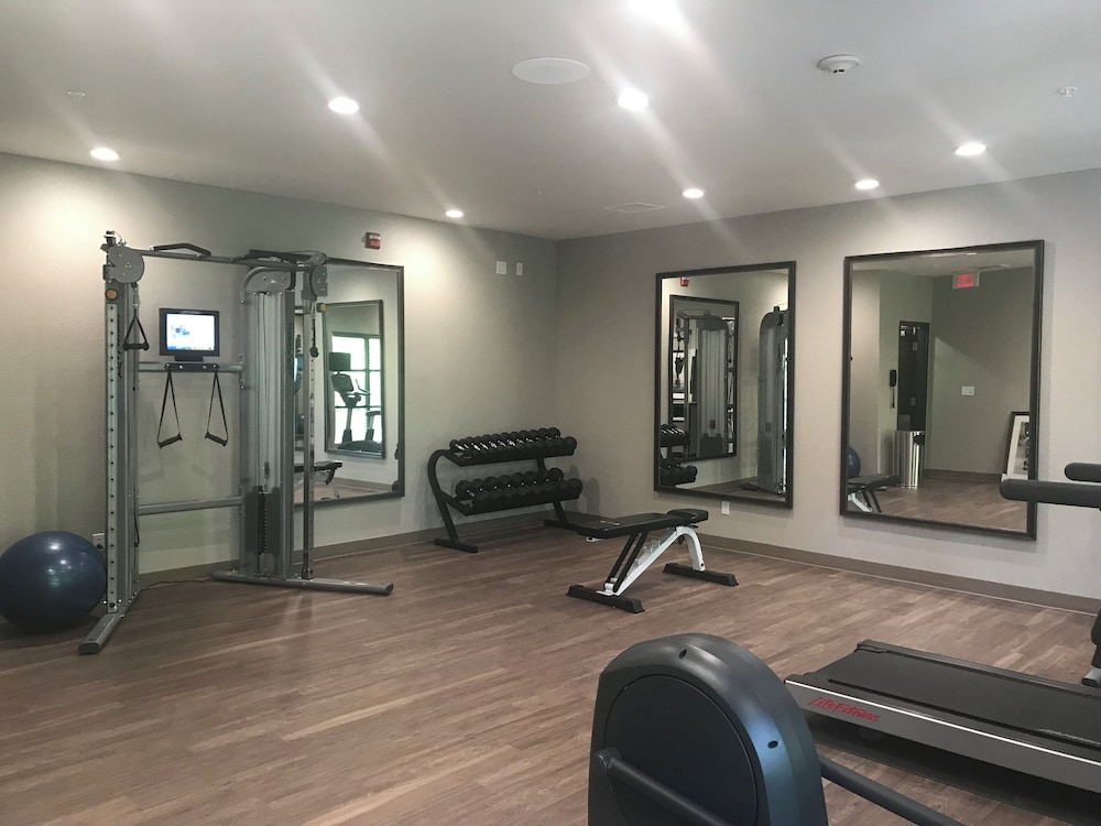 Staybridge Suites Columbia Hwy 63 I 70 23/50