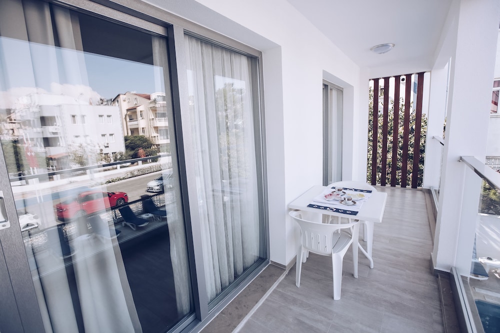 Princess Kinli Suites Hotel 38/38