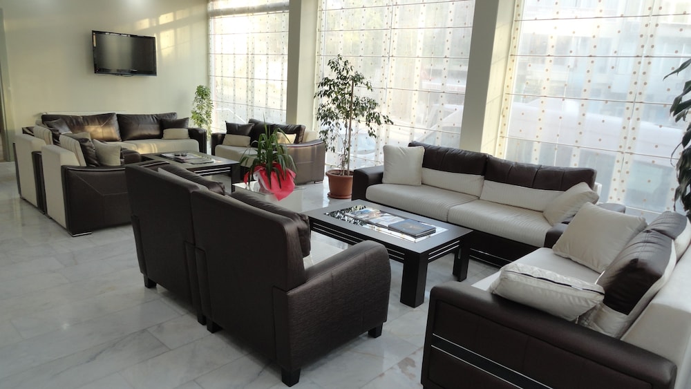 TUGRA HOTEL 42/65