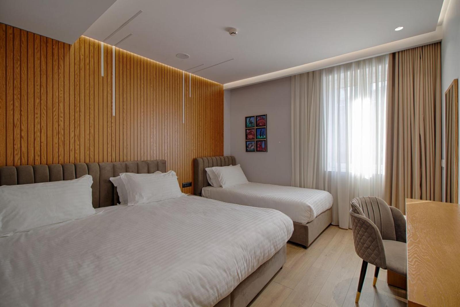 Primo Hotel 20/45