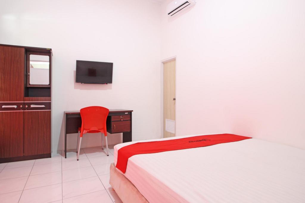 RedDoorz near Terminal Tirtonadi 14/20
