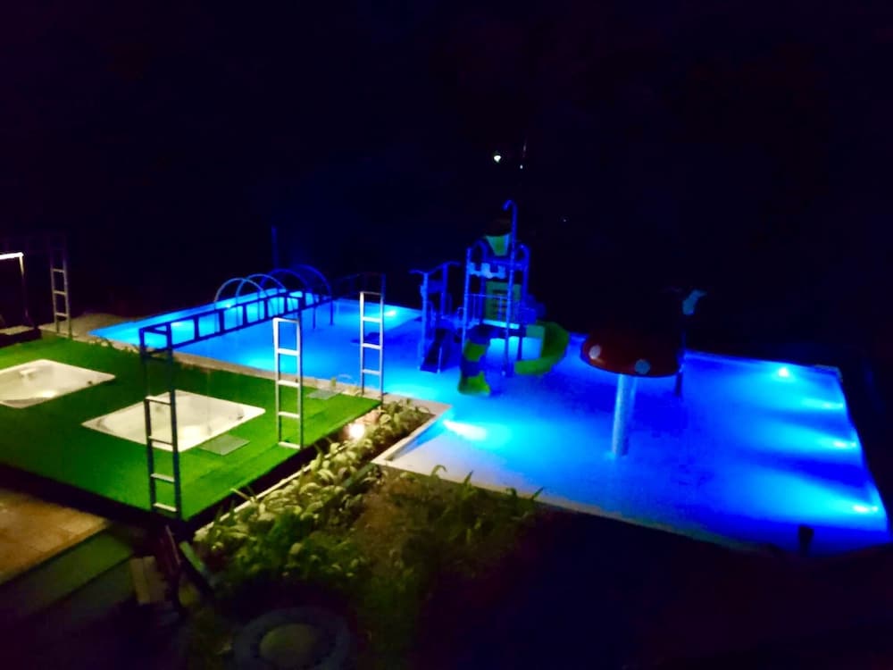 Rainforest de Selva Hotel 59/65