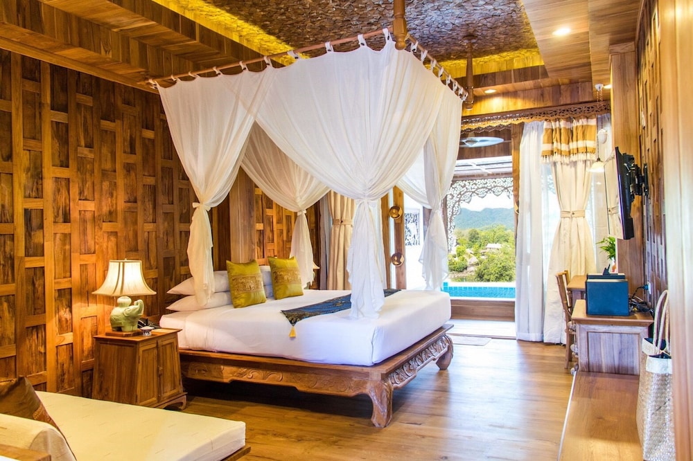 Santhiya Koh Chang Resort 21/75