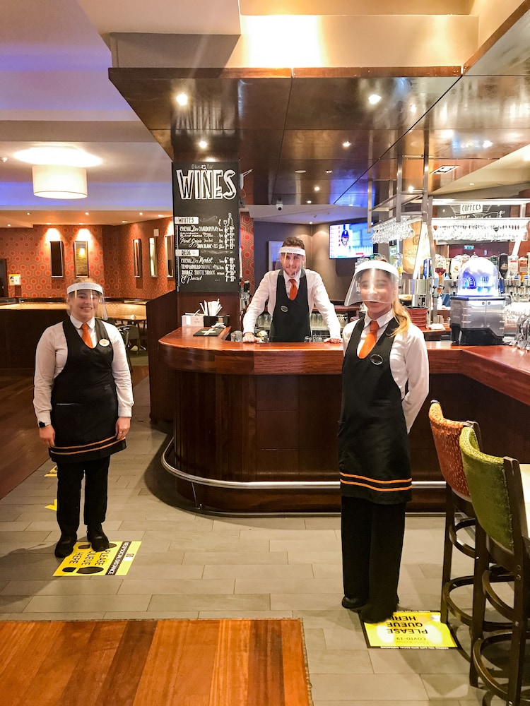 Carrigaline Court Hotel And Leisure Centre 3/41