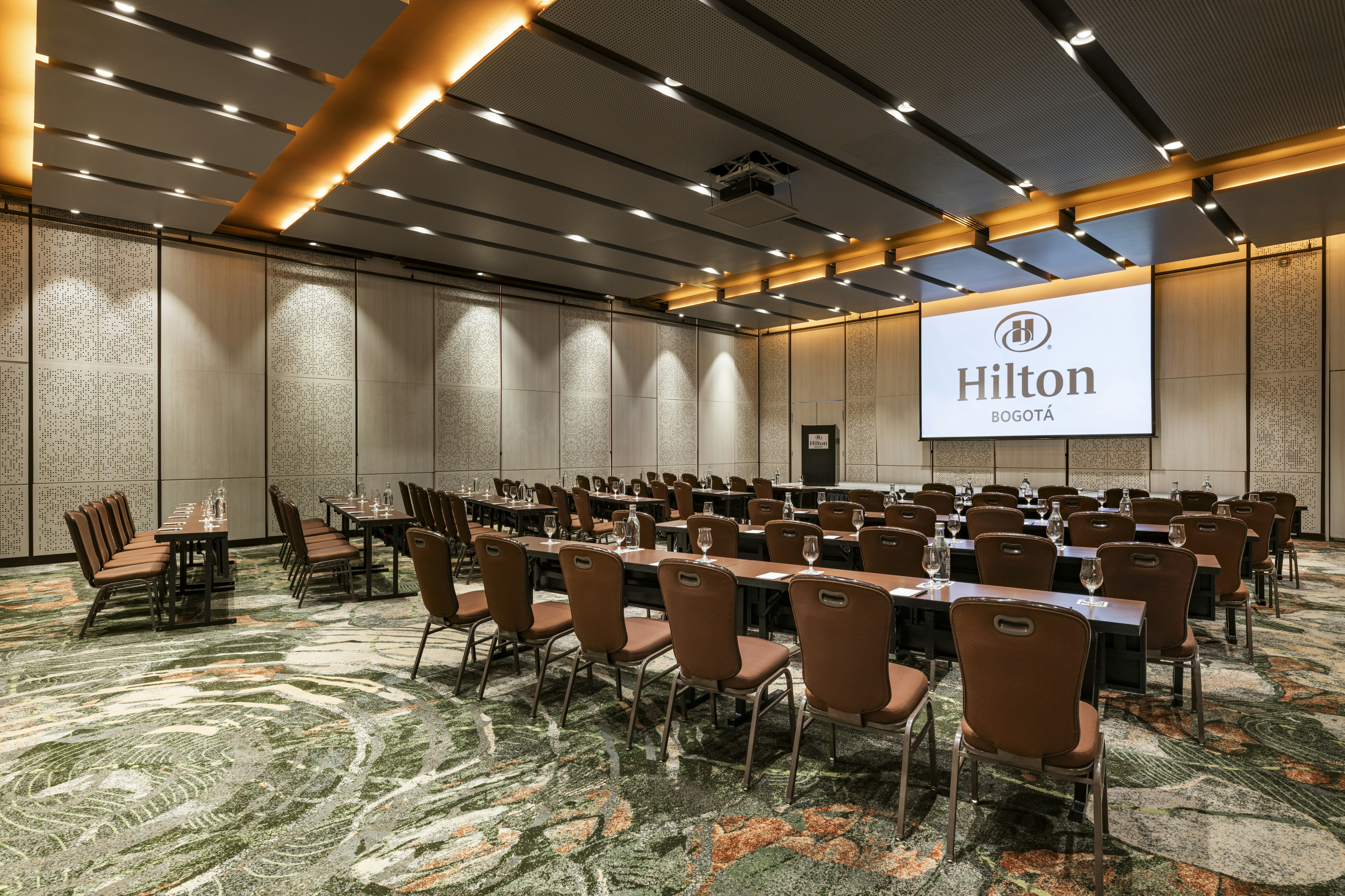 Hilton Bogota 76/81