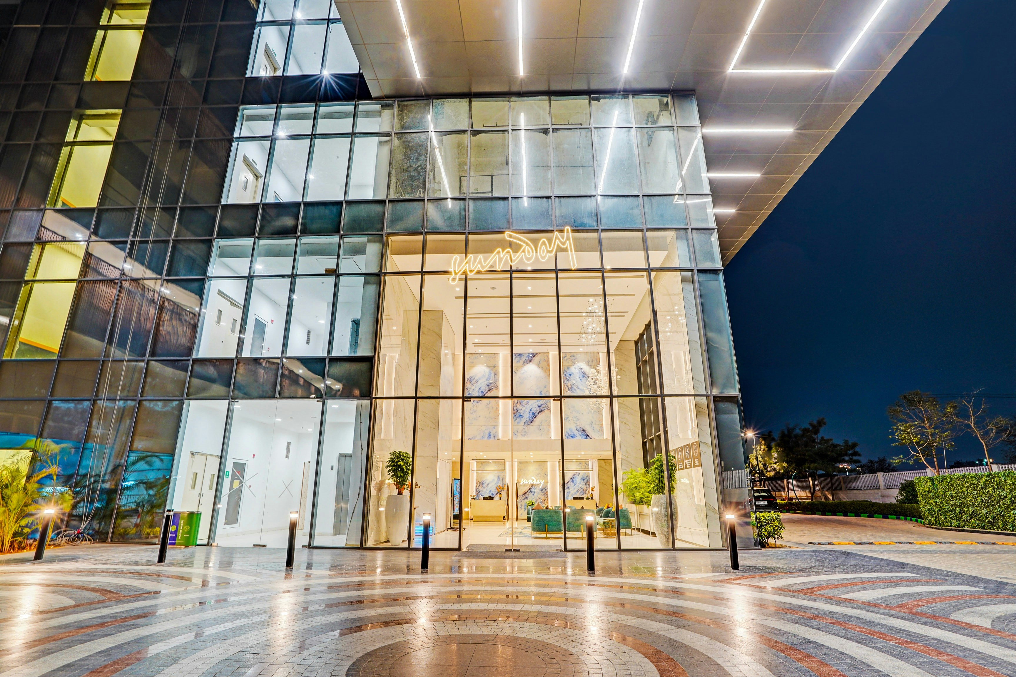 Sunday Hotel & Residence Gurgaon 6/50