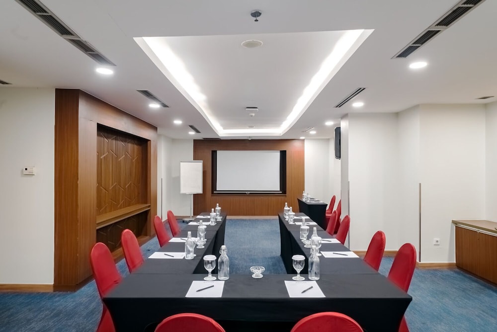 Aston Pluit Hotel and Residence 55/66