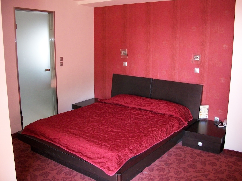 Minoa Hotel 7/22