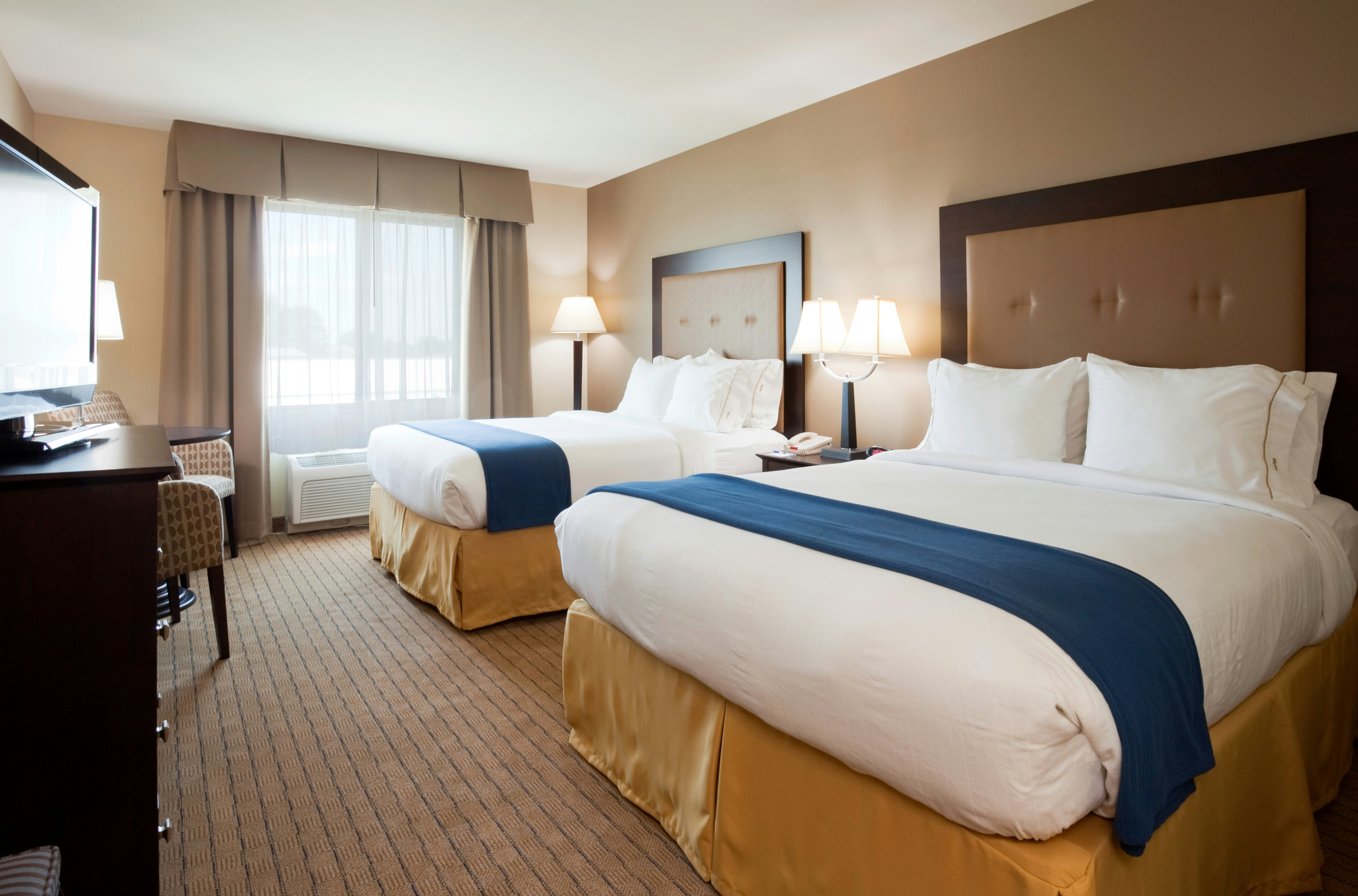 Holiday Inn Express Hotel And Suites Madison Verona 16/58