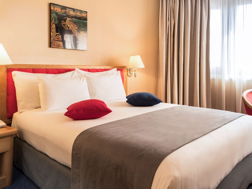 SUPERIOR, DOUBLE BED