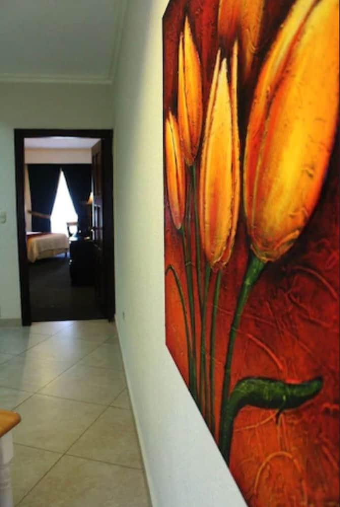 Aparthotel La Cordillera 31/68