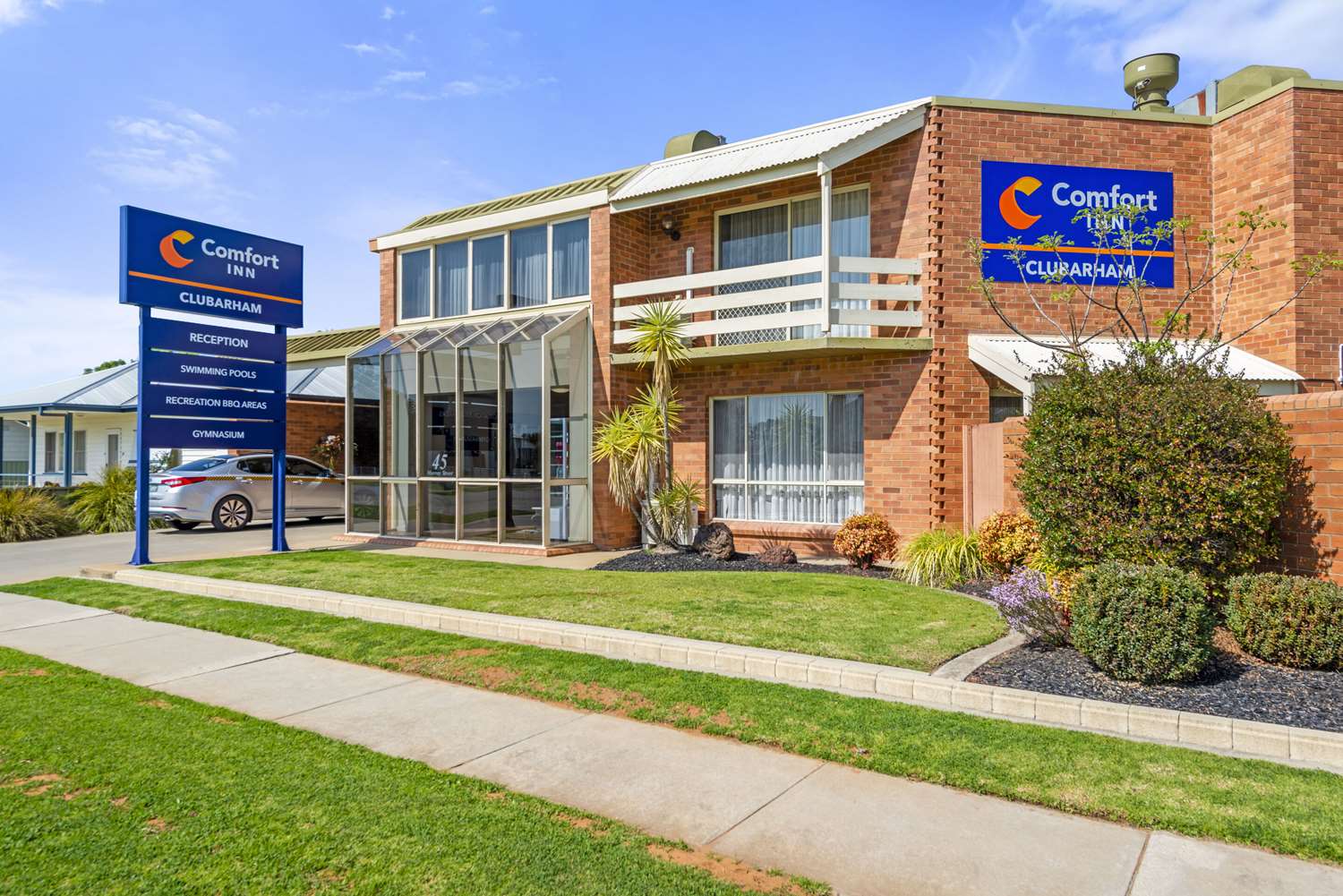 Comfort Inn Clubarham 4/23