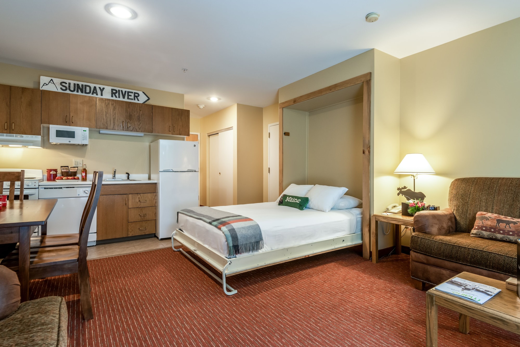 Deluxe, Multiple Beds