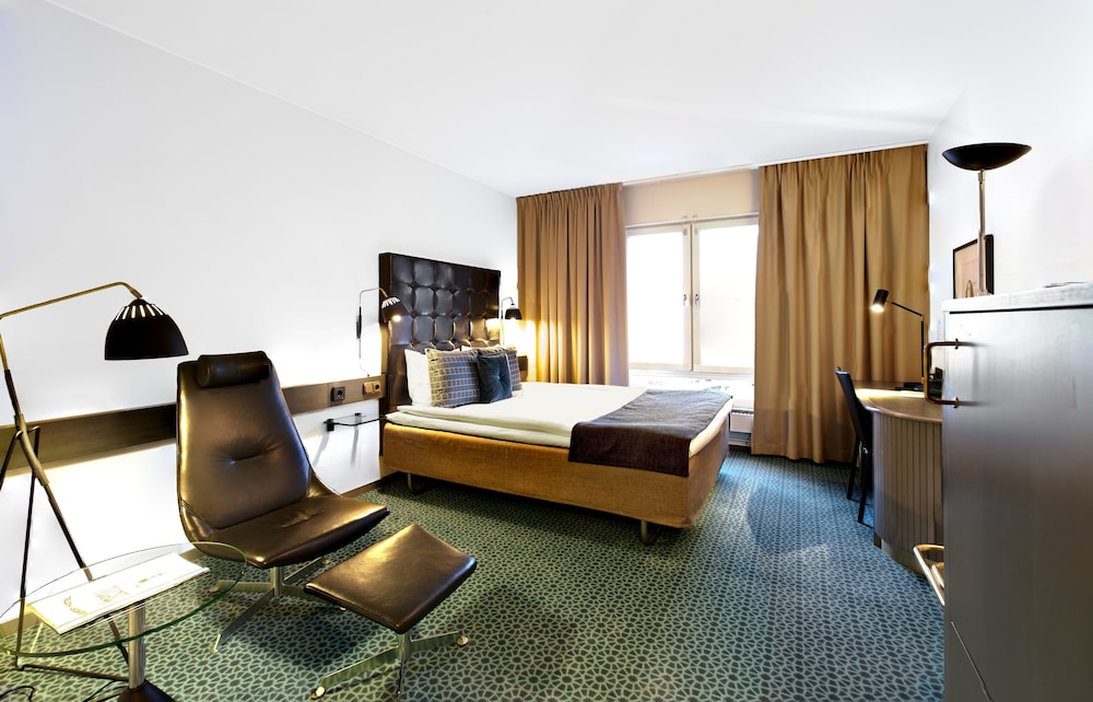Memory Hotel 19/36