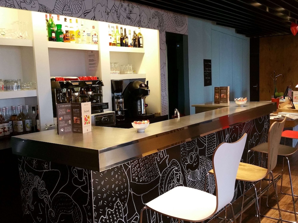 Ibis Aurillac 48/63