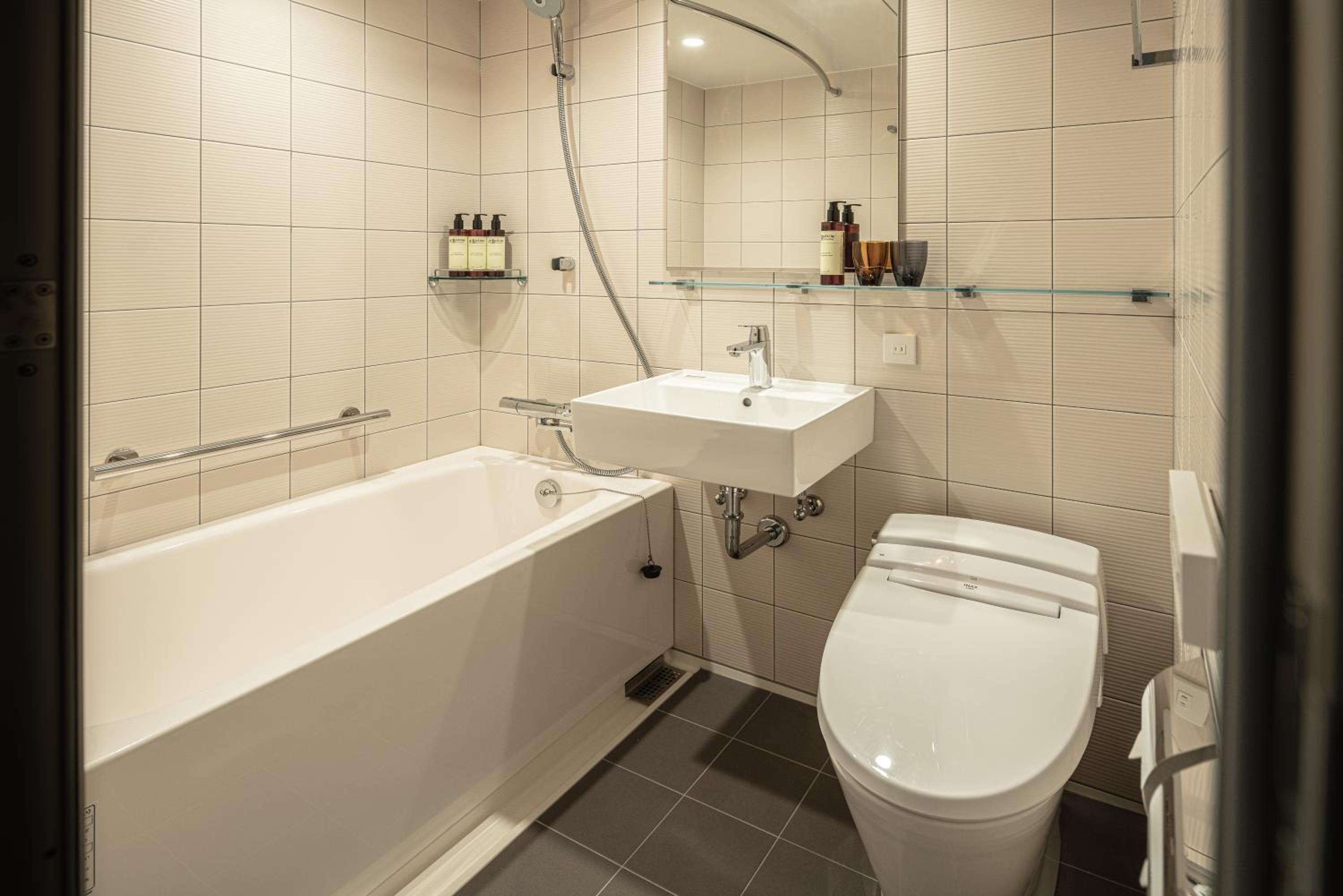 Chapter 3, Superior, Double Bed، The Basics Fukuoka (ex Hyatt Regency Fukuoka) 6/7