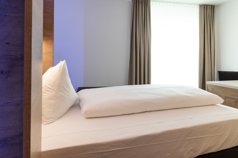 Jet Hotel Zurich Airport 32/45